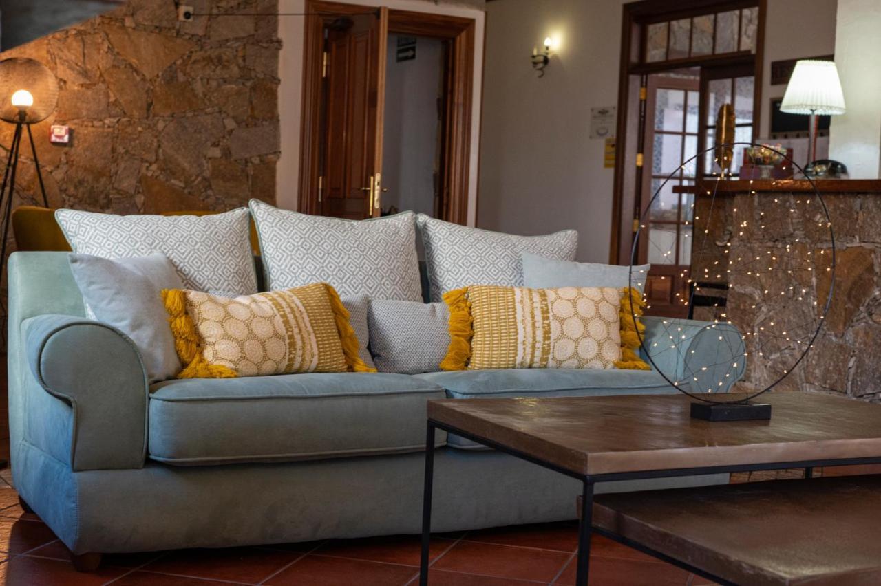Hotel El Tejar & 2*